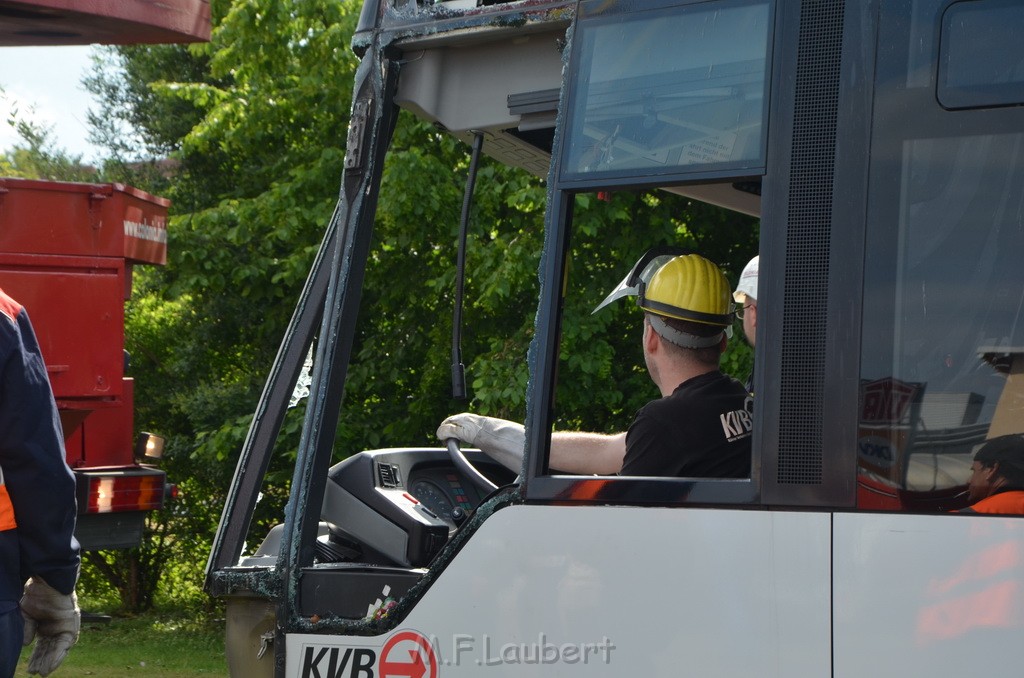 Endgueltige Bergung KVB Bus Koeln Porz P469.JPG - Miklos Laubert